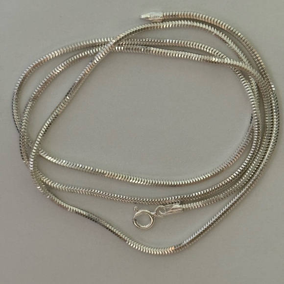 Unisex 925 silver 2mm snake chain necklace 19.5 inches